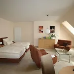 Neumarkt Aparthotel 4*
