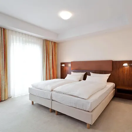 Hotel apartamentowy Neumarkt