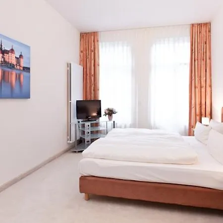 Neumarkt Lejlighedshotel 4*