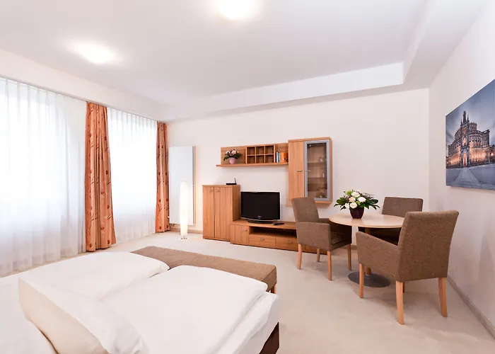 Apart Otel Neumarkt Dresden