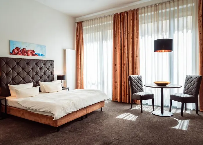 Neumarkt Hotel apartamentowy 4*