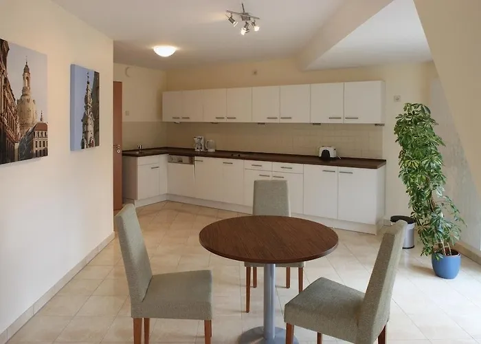 Hotel apartamentowy Neumarkt